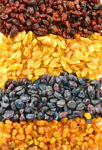 Pile of golden raisins